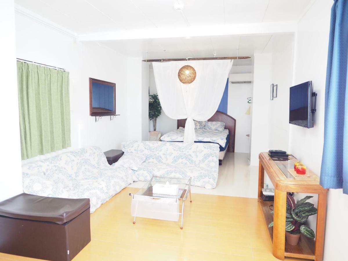 Holiday Homes Tsuboya 2Nd Наха Экстерьер фото